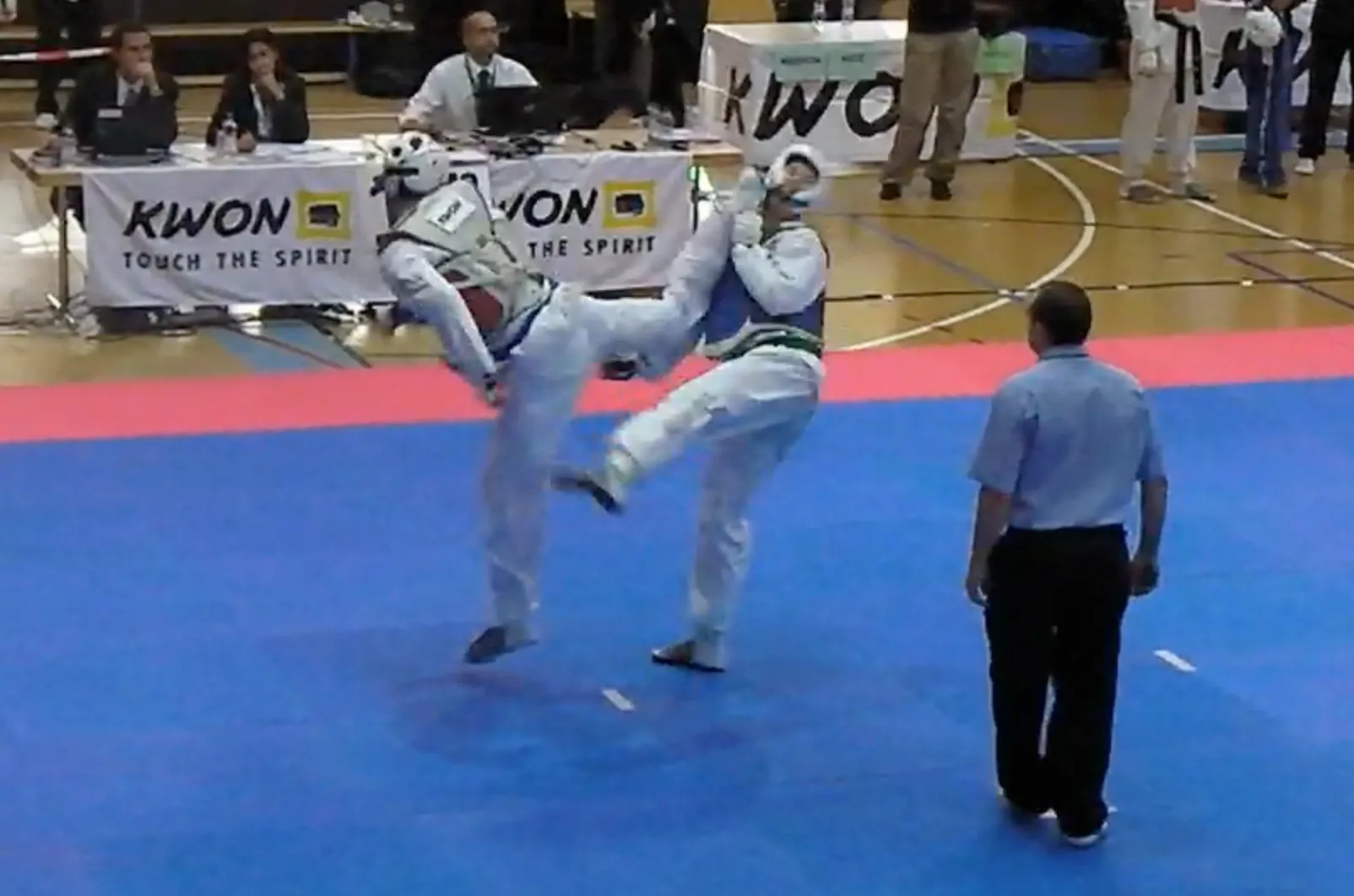 Adrian König delivering a head kick at the Swiss National Taekwondo Championships
